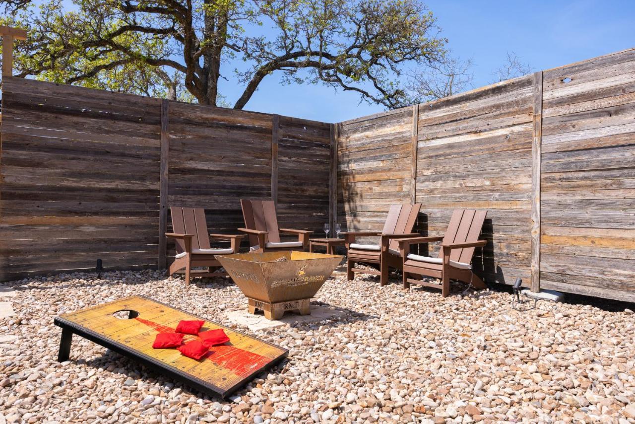 Romantic Tiny Luxury Retreat W Heated Pool, Sauna N Outdoor Shower In Wimberley 10 Acres Villa Екстериор снимка