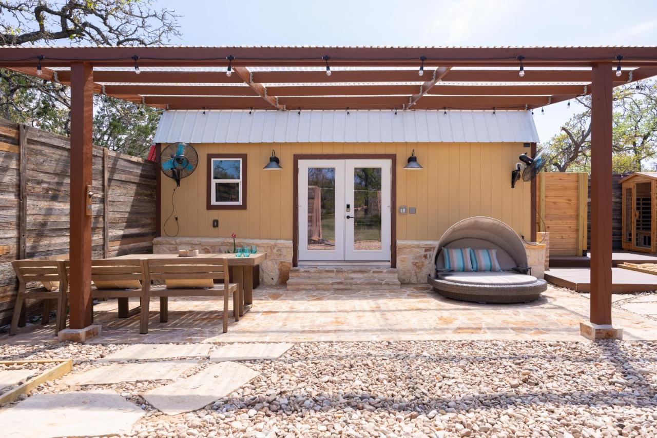 Romantic Tiny Luxury Retreat W Heated Pool, Sauna N Outdoor Shower In Wimberley 10 Acres Villa Екстериор снимка