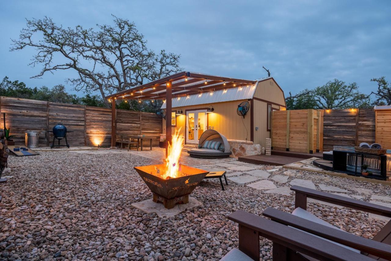 Romantic Tiny Luxury Retreat W Heated Pool, Sauna N Outdoor Shower In Wimberley 10 Acres Villa Екстериор снимка